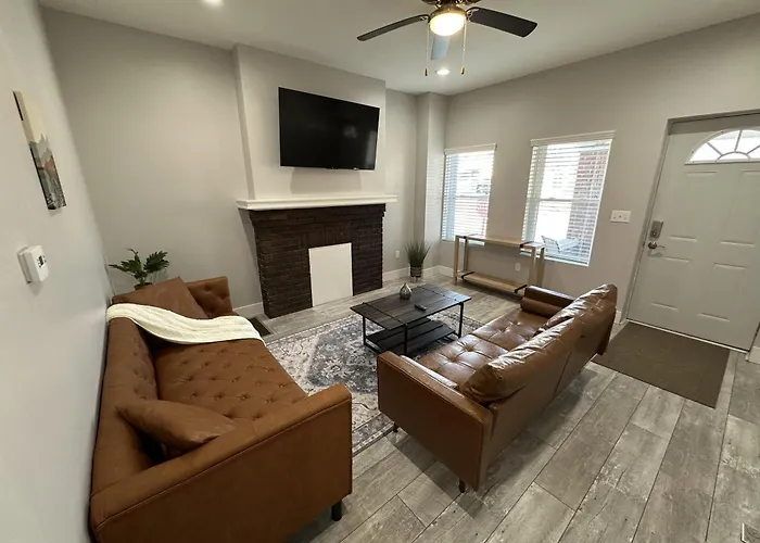 2Br Stylish Home In Milo-Grogan, Near Osu & Short North